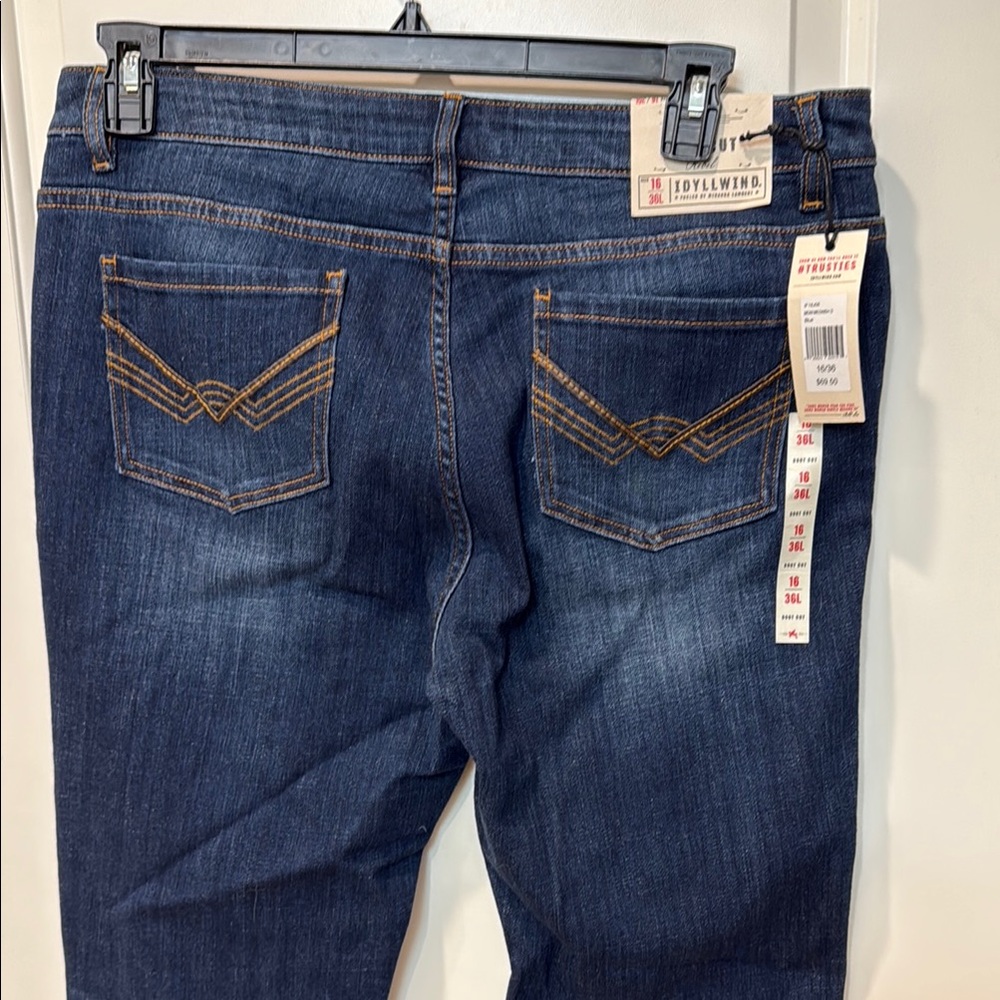 Idyllwind Women's Dark Blue Jeans - Picture 4 of 9